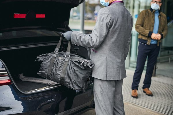 Pourquoi contacter un chauffeur VTC aéroport Nice ?